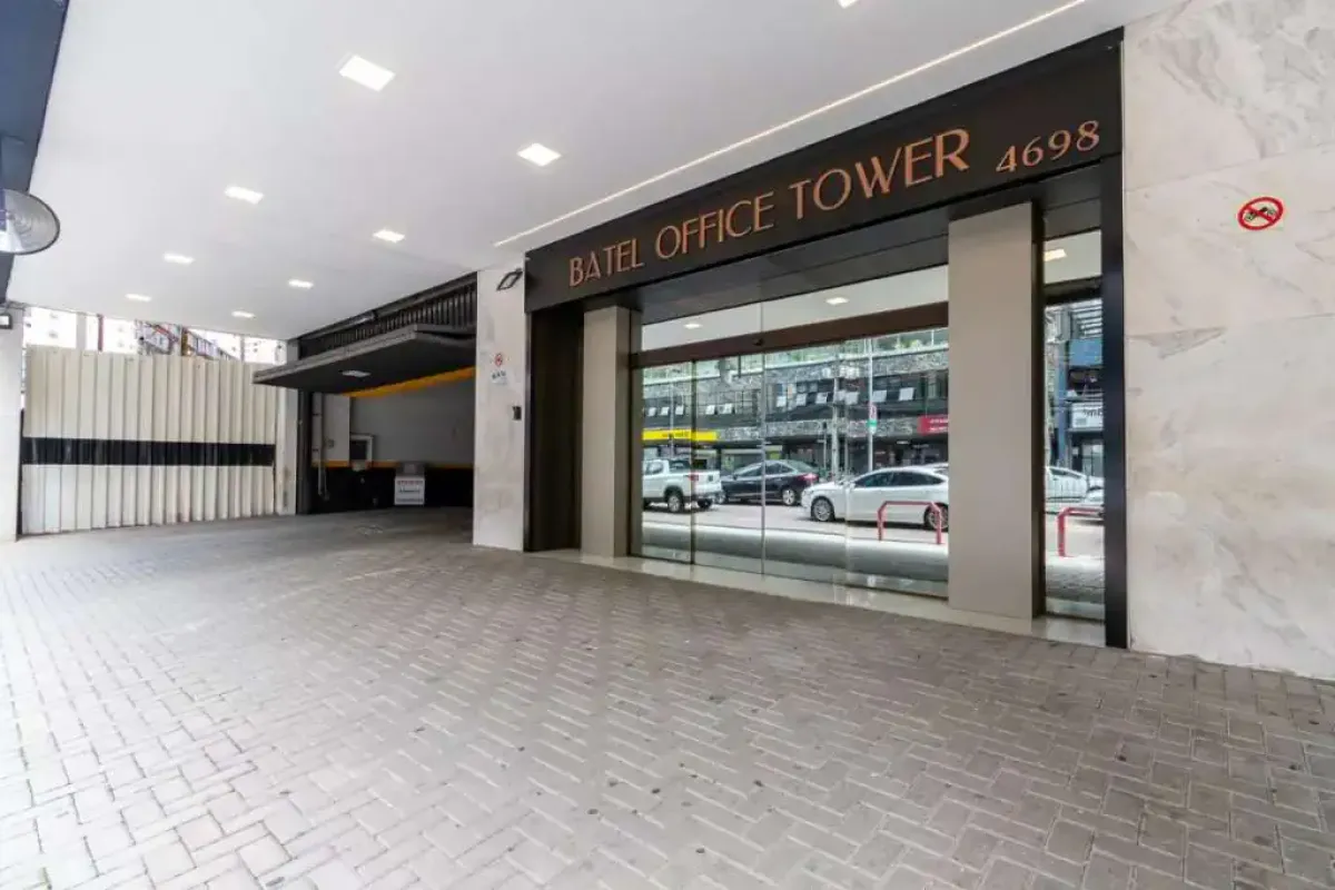 Batel office tower